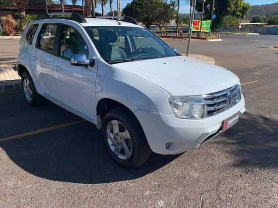 RENAULT DUSTER 1.6 4X2 16V FLEX 4P MANUAL RENAULT DUSTER 1.6 4X2 16V FLEX 4P MANUAL